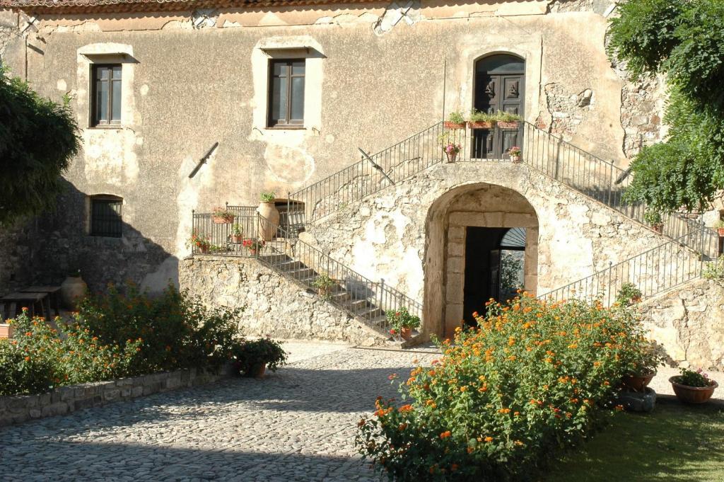 Il Vecchio Frantoio Villa Scillato  Exterior photo