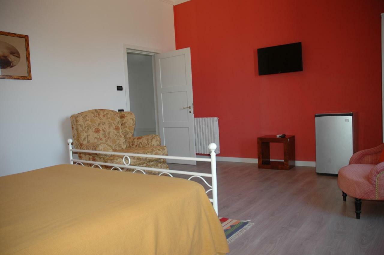 Il Vecchio Frantoio Villa Scillato  Exterior photo